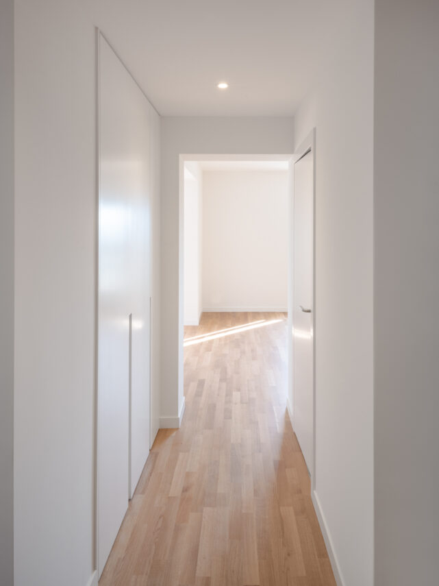 Residential building (ROLL)