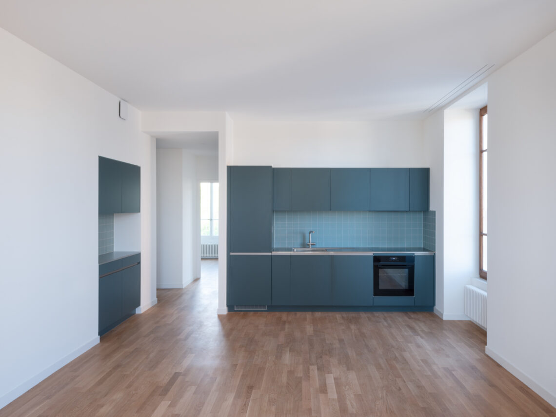 Residential building (ROLL)