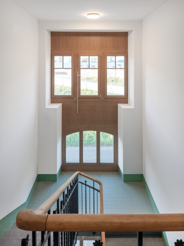 Residential building (ROLL)
