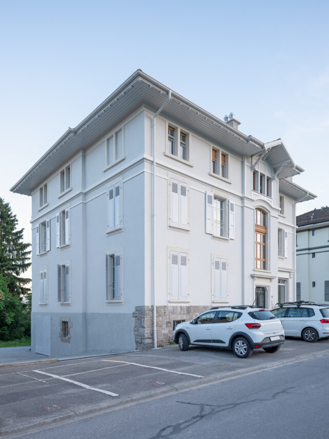 Residential building (ROLL)